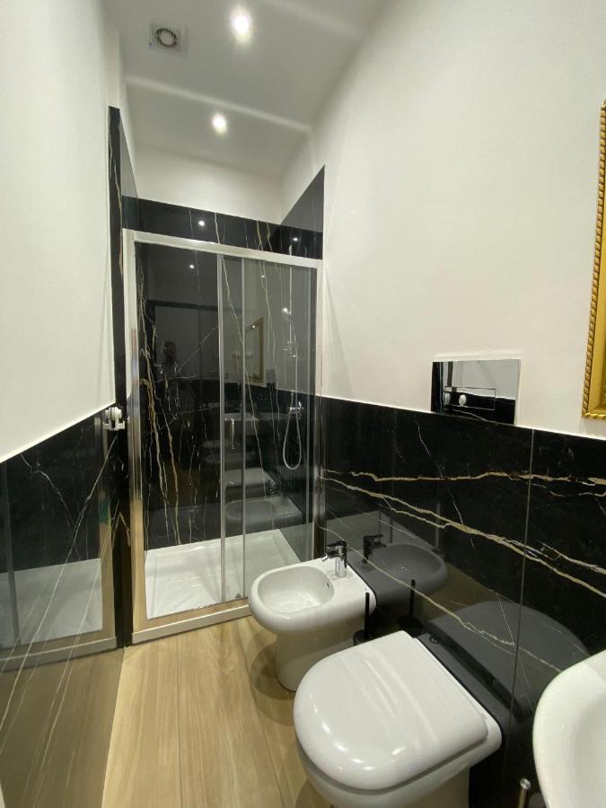 Nsh Apparthotel, Napoli Centro Exteriör bild